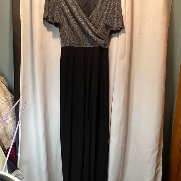 Onyx Silver Gray Sheath Jumpsuit with Flutter Sleeves - Picture 1 of 9